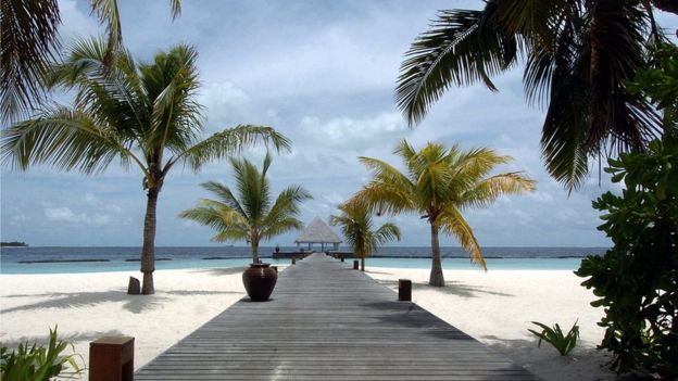 _99911522_maldivessand.jpg