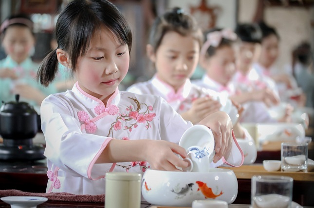 外冈小学“快乐30分”茶艺活动（资料照片.jpg