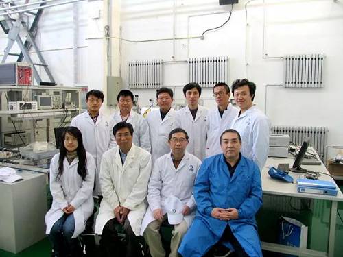 又一巨星陨落！64岁航天顶级专家倒在讲台上，临终遗言竟是道歉