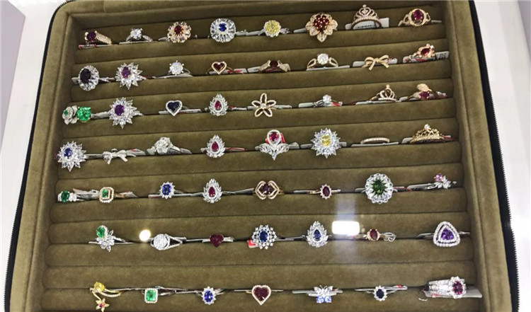 珠宝.jpg