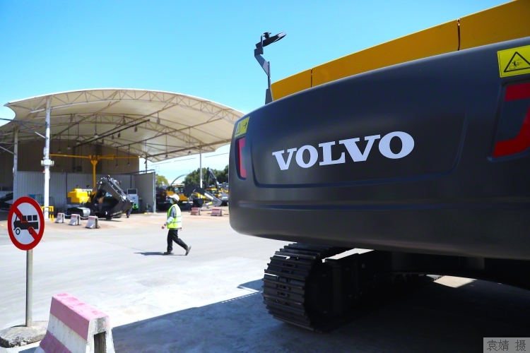 small.jpg?key=beb5080b9wxada5f438b1fe8a6380df2e4a98a7ba6737c8d60