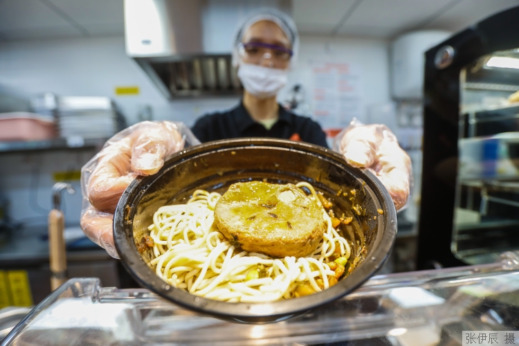 small.jpg?key=beb5080b9wxada5f438b1fe8a6380df2e4a98a7ba6737c8d60