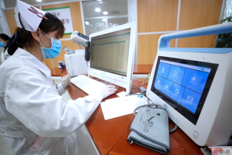 big (4).jpg big (4).jpg