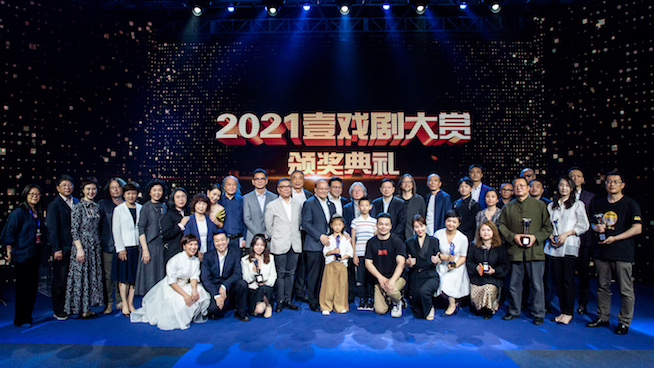 大合影.jpg 大合影.jpg