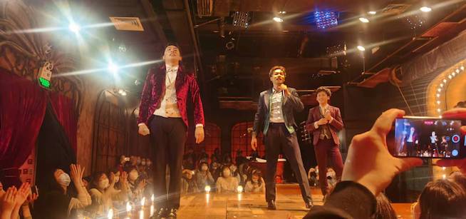 1869622204.jpg 1869622204.jpg