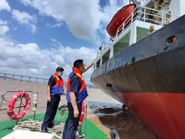 内 1222356_副本.jpg