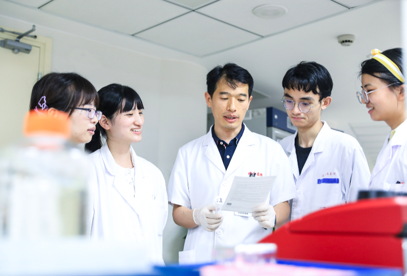 屏幕快照 2021-08-30 上午7.59.50.png 屏幕快照 2021-08-30 上午7.59.50.png