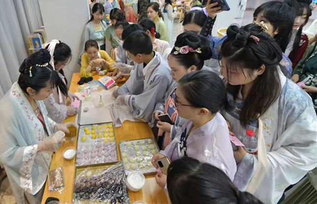 内c126e1a23f66b870aac_副本.jpg 内c126e1a23f66b870aac_副本.jpg