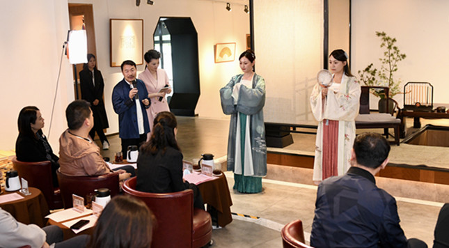 内 e839f8e7a03_副本.jpg